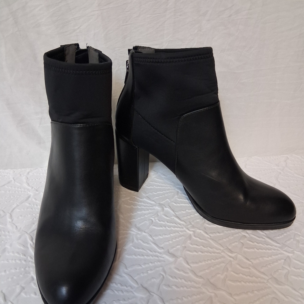 Adrienne Vittadini Black Heeled Boots Size 8.m - Picture 15 of 15